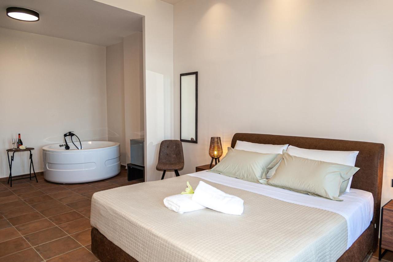 Endless Blue Suites La Canea Exterior foto